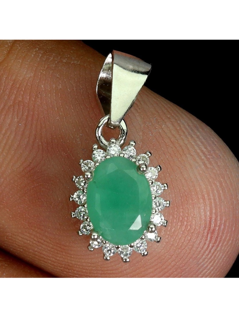 Stunning Classic Emerald 7x5mm w/ Halo 925 Sterling Silver Pendant Necklace 18”